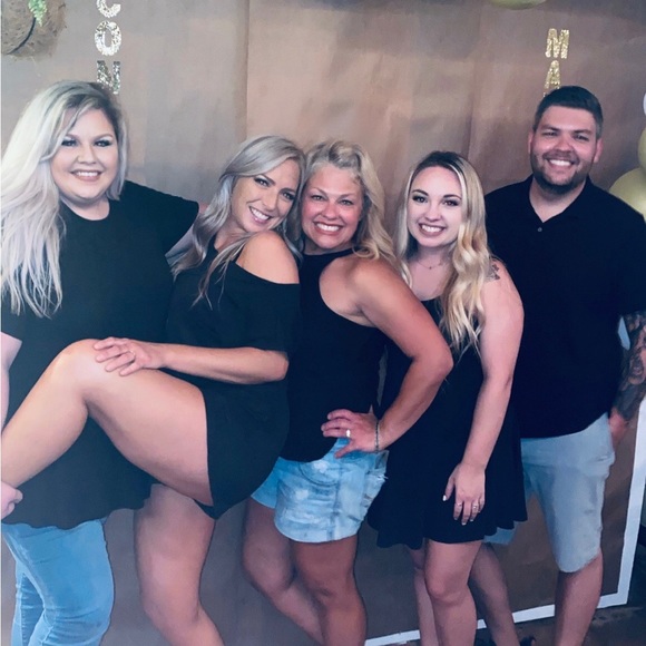 Meet your Posher, Tammy with Heavenly with Elegance, LLC - Picture 3 of 10